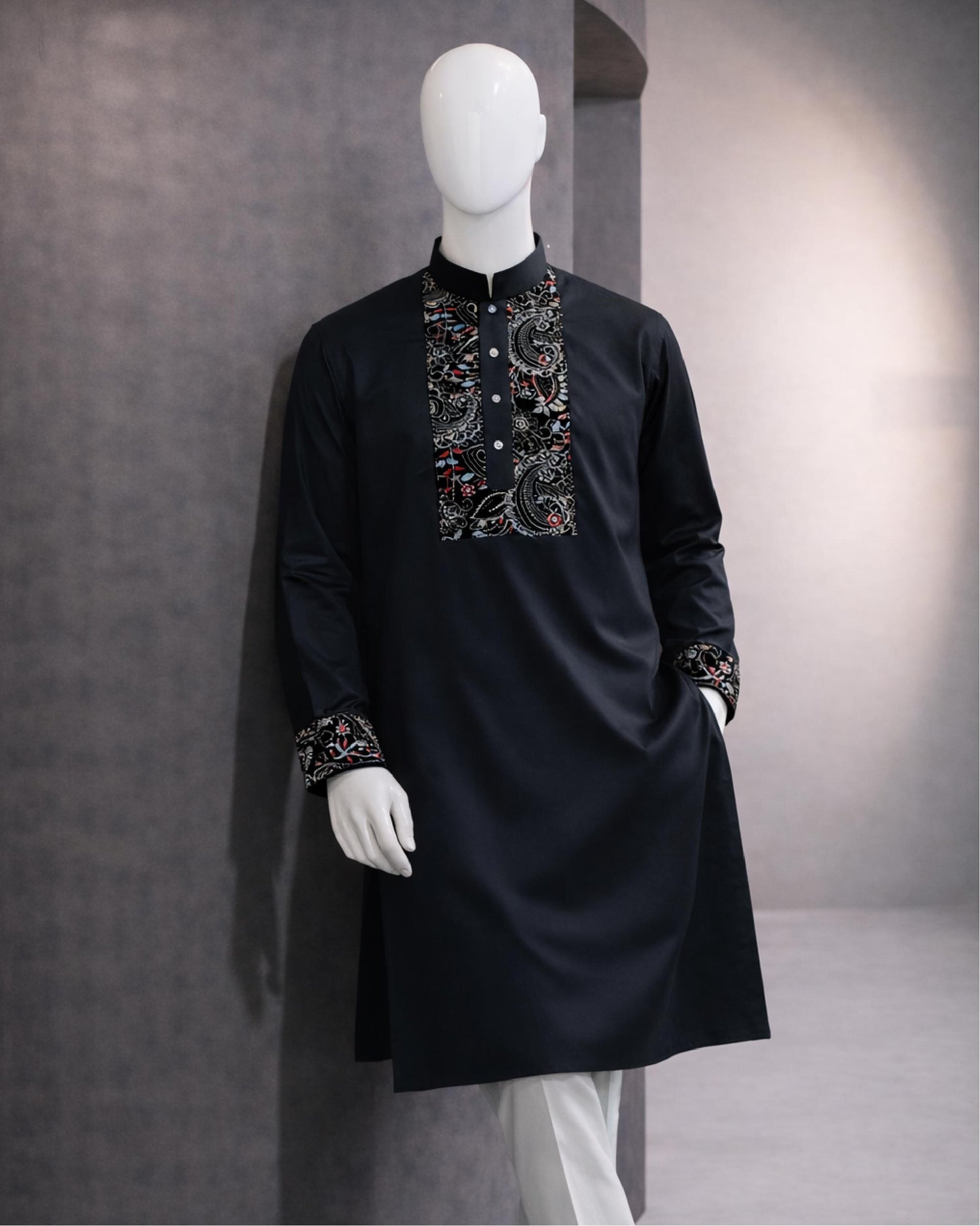ETHNIC WEAR